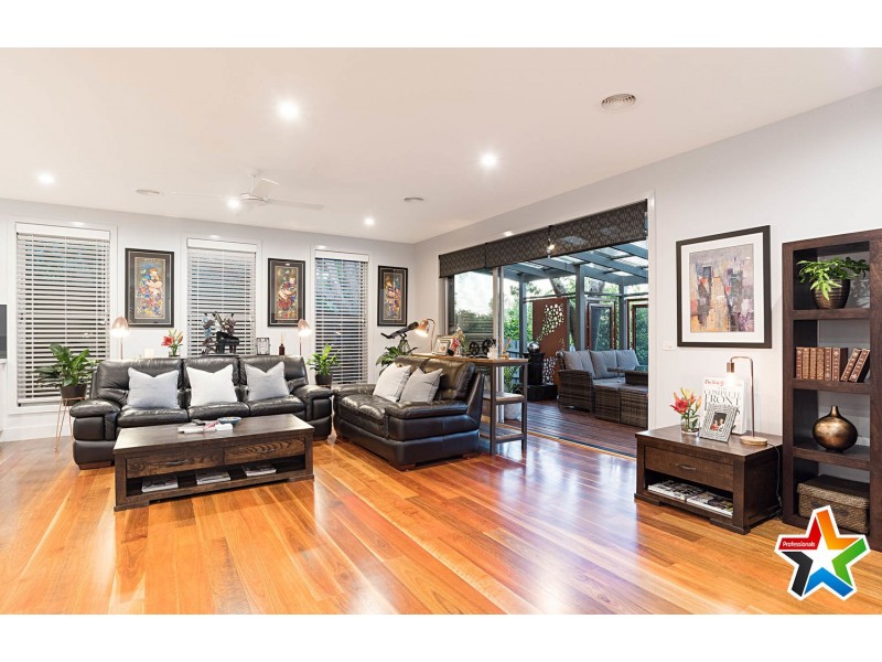 34 Daymar Drive, Mooroolbark VIC 3138
