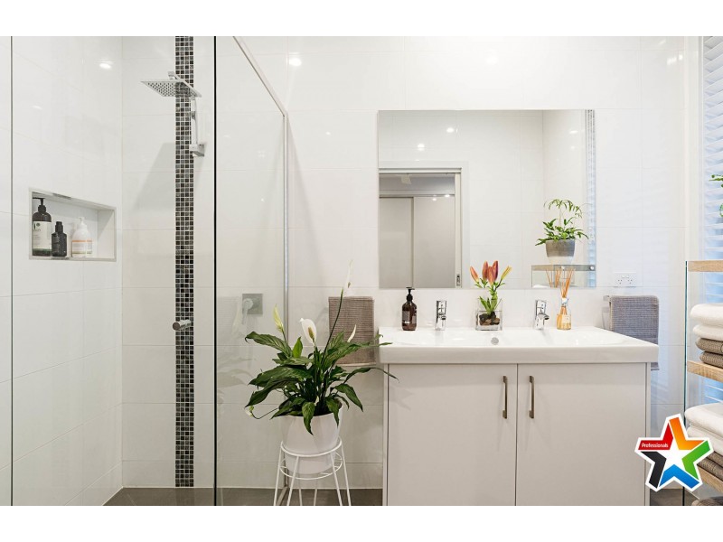 34 Daymar Drive, Mooroolbark VIC 3138