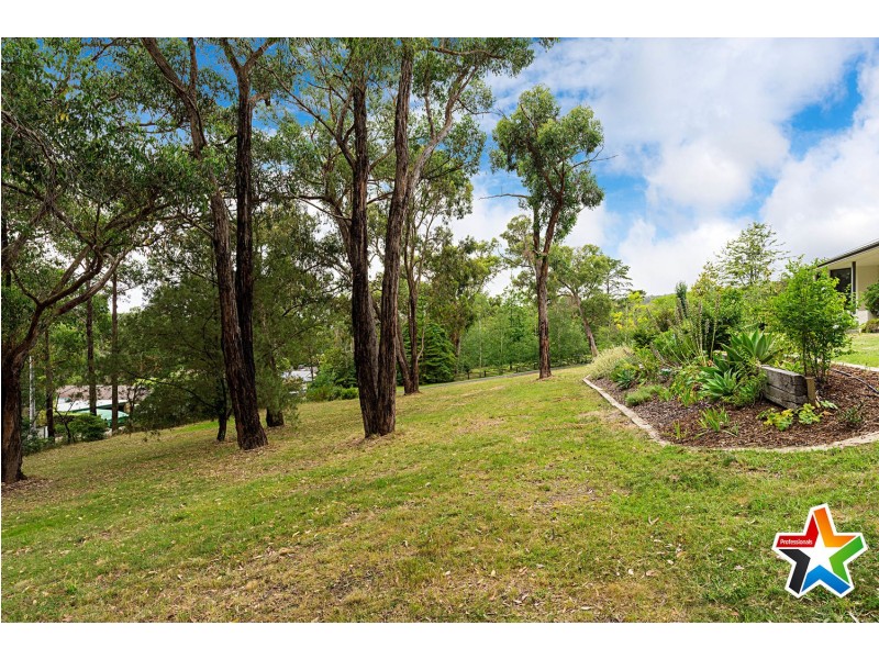 15 Harrison Road, Montrose VIC 3765