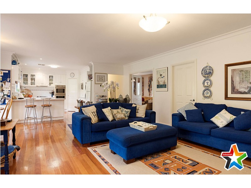 15 Harrison Road, Montrose VIC 3765