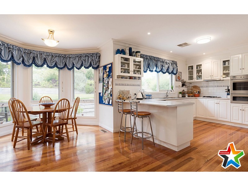 15 Harrison Road, Montrose VIC 3765