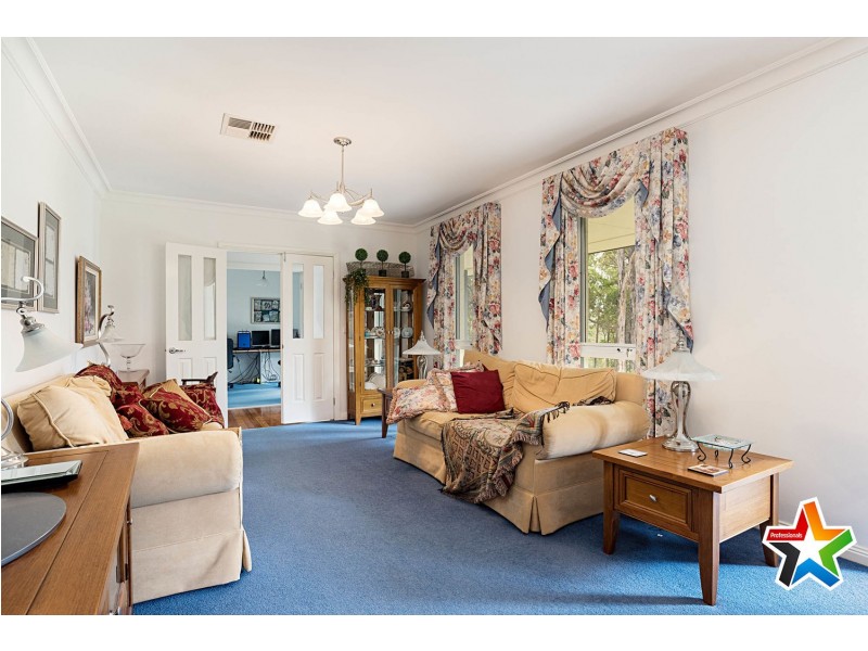 15 Harrison Road, Montrose VIC 3765