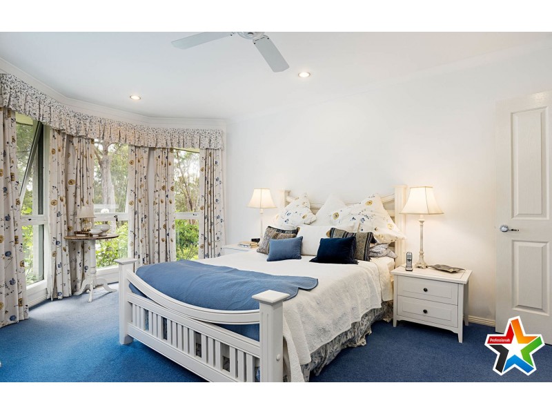 15 Harrison Road, Montrose VIC 3765