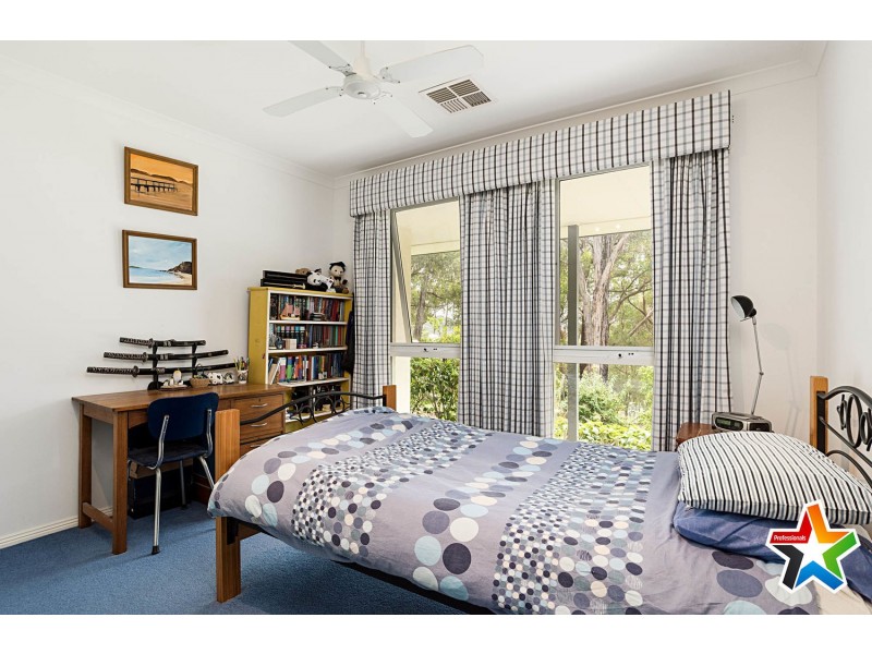 15 Harrison Road, Montrose VIC 3765