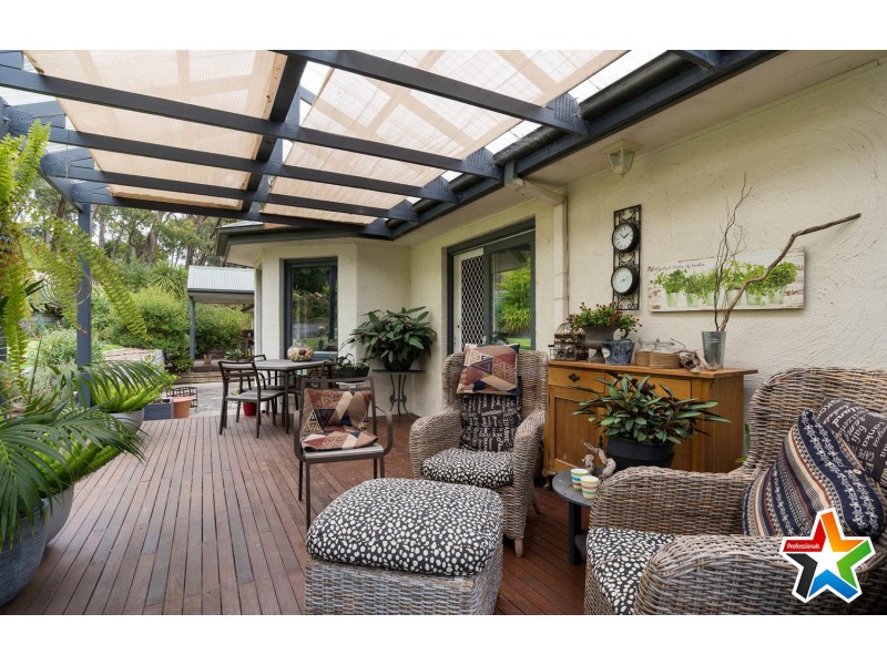 15 Harrison Road, Montrose VIC 3765