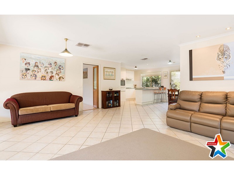 25 Arwon Court, Lilydale VIC 3140