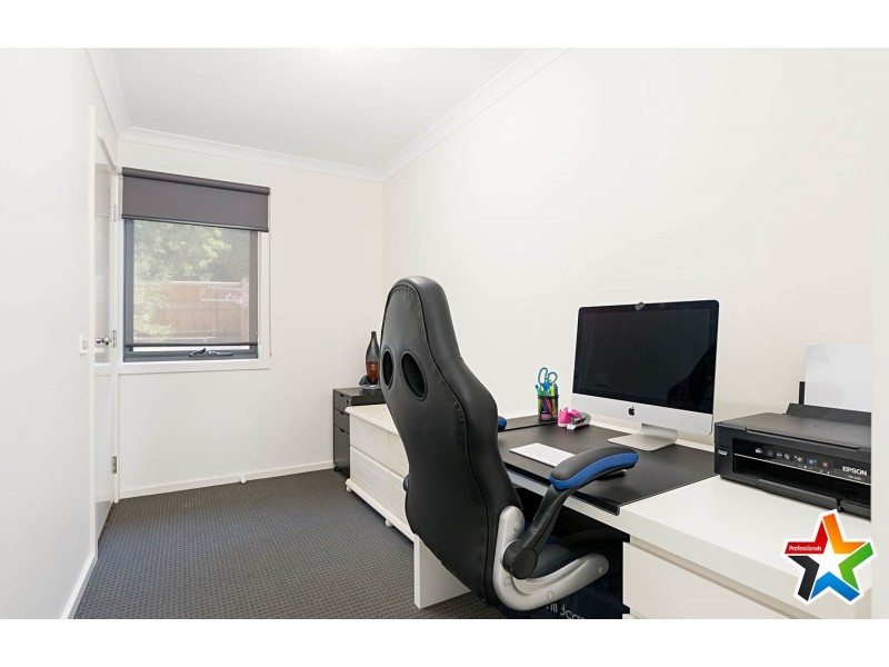 18 Primary Street, Mooroolbark VIC 3138