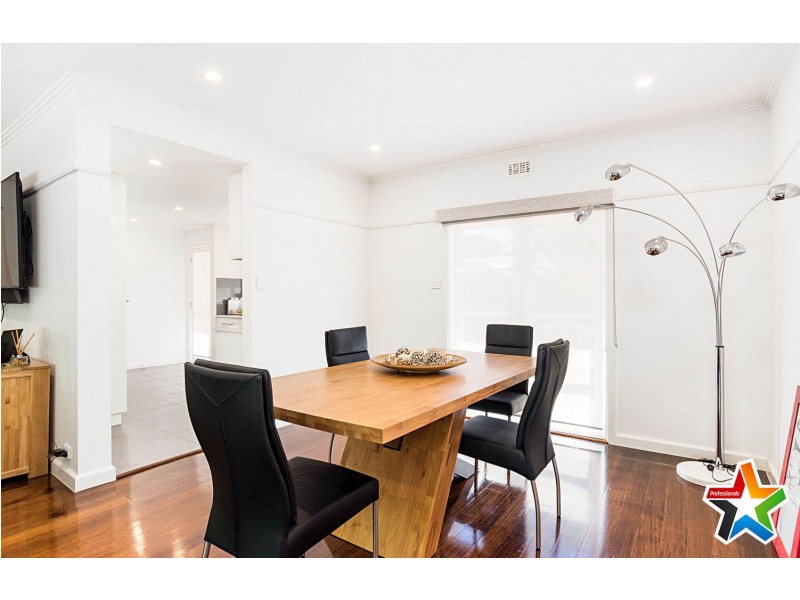 4 Newman Road, Mooroolbark VIC 3138