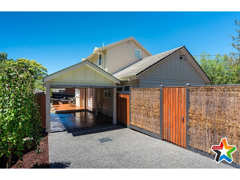 4 Newman Road, Mooroolbark VIC 3138