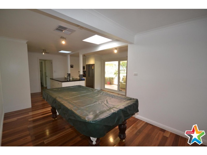23 Swinburne Avenue, Mooroolbark VIC 3138