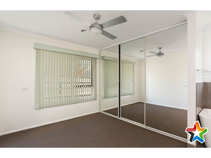 51 Pembroke Road, Mooroolbark VIC 3138