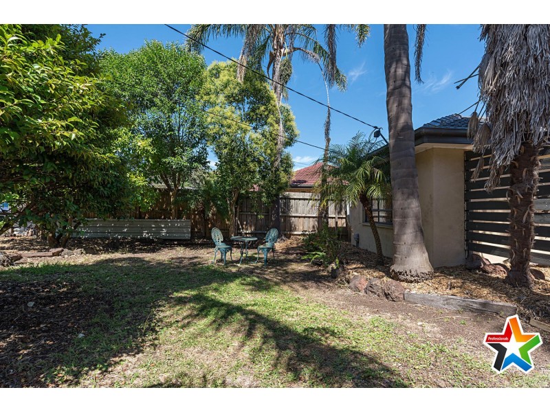 51 Pembroke Road, Mooroolbark VIC 3138
