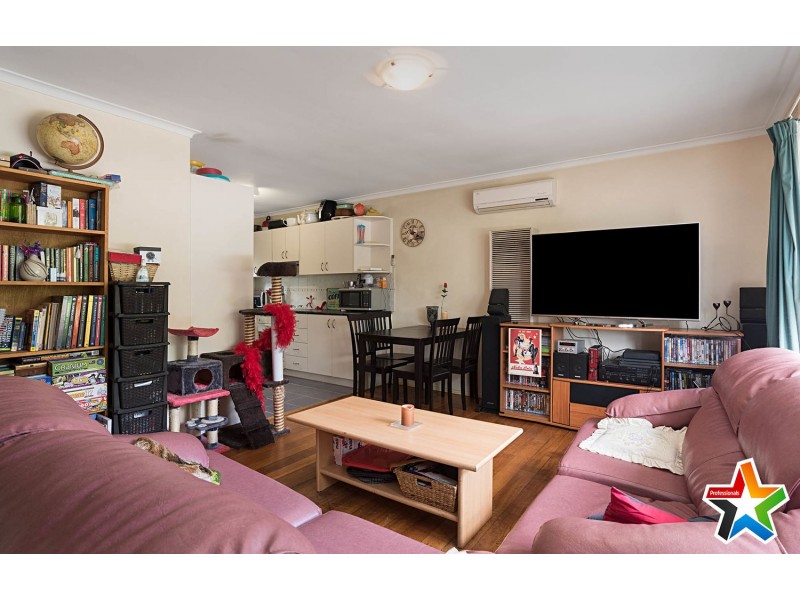 4/18 Newman Road, Mooroolbark VIC 3138