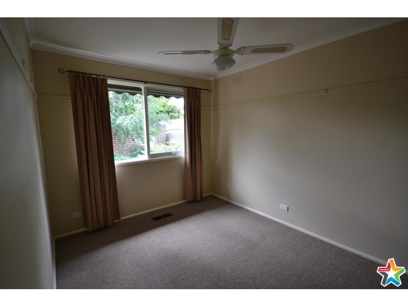 1/13 Terrigal Crescent, Kilsyth VIC 3137