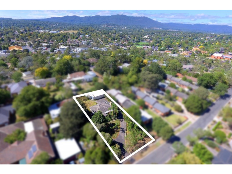 20 Newman Road, Mooroolbark VIC 3138