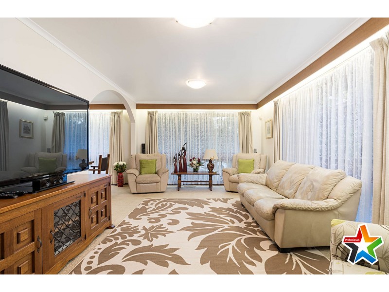 94 Swansea Road, Montrose VIC 3765