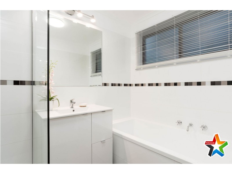 94 Swansea Road, Montrose VIC 3765