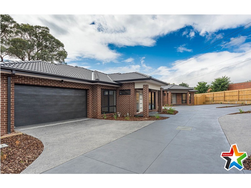 2 Starboard Close, Mooroolbark VIC 3138