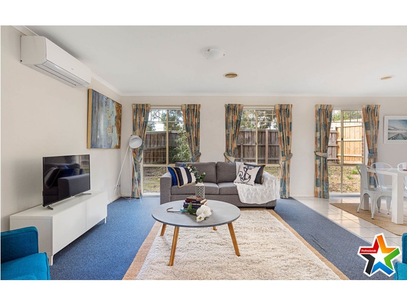 2/662-668 Mount Dandeong Road, Kilsyth VIC 3137