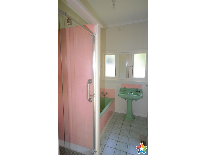 4 James Street, Bayswater VIC 3153