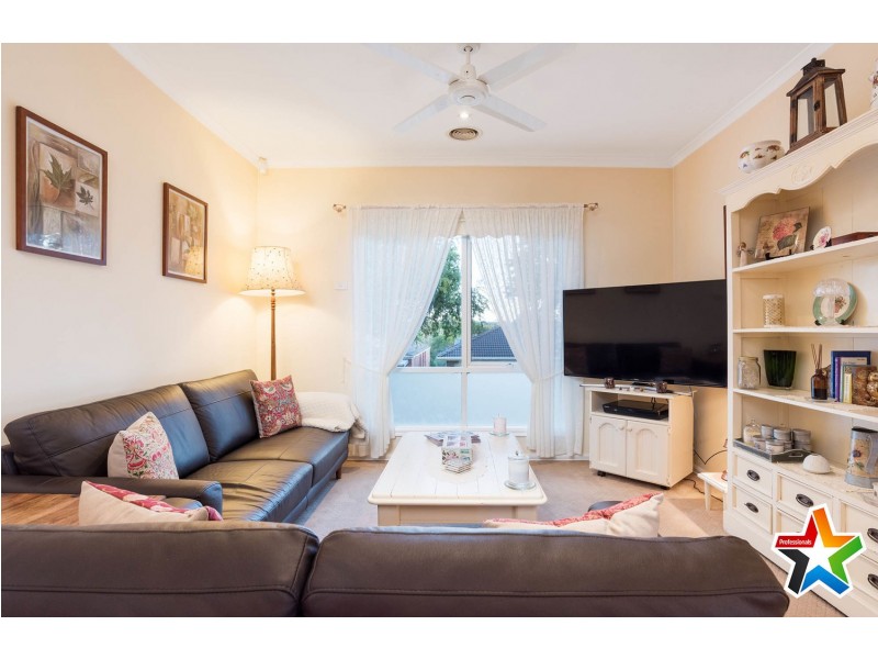 12 Rosewood Place, Chirnside Park VIC 3116