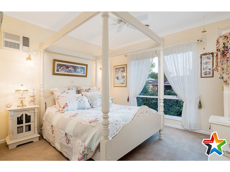 12 Rosewood Place, Chirnside Park VIC 3116