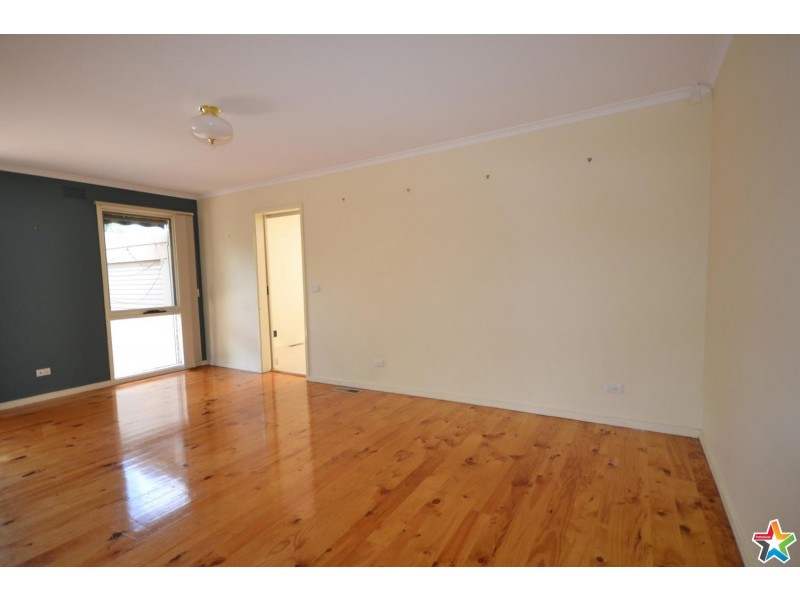 27 Songbird Avenue, Chirnside Park VIC 3116