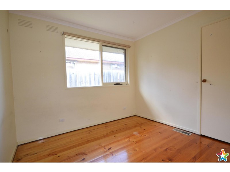 27 Songbird Avenue, Chirnside Park VIC 3116