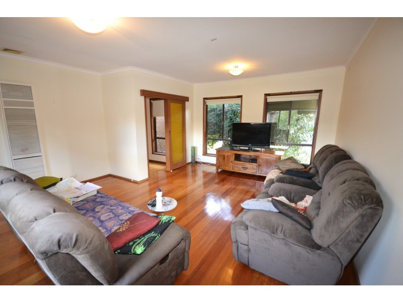 72 Hawthory Road, Kilsyth VIC 3137