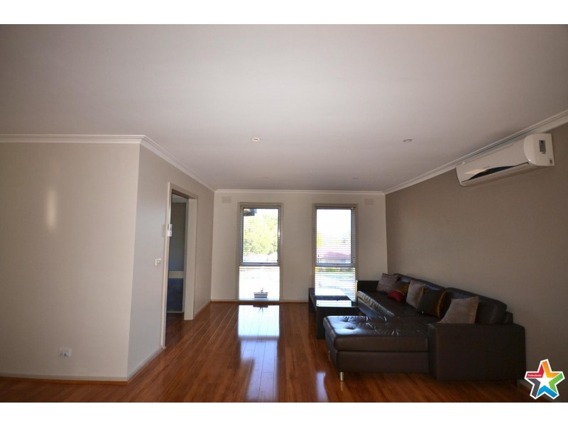 7 Eastwood Crescent, Mooroolbark VIC 3138