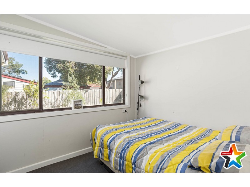 6 Lusher Road, Croydon VIC 3136