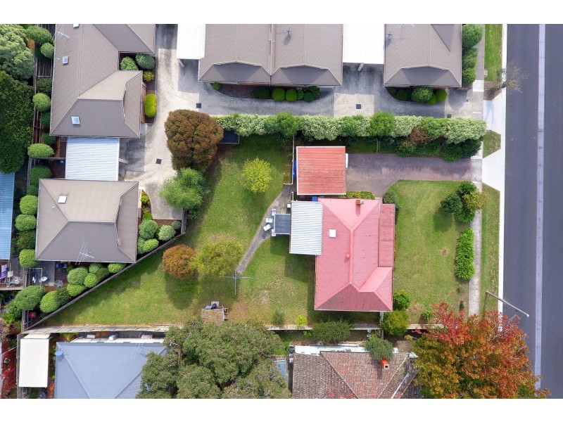 6 Lusher Road, Croydon VIC 3136