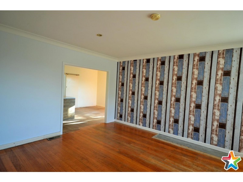 34 Sweetland Road, Mooroolbark VIC 3138