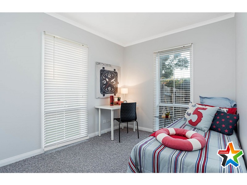 20 Gary Court, Croydon VIC 3136