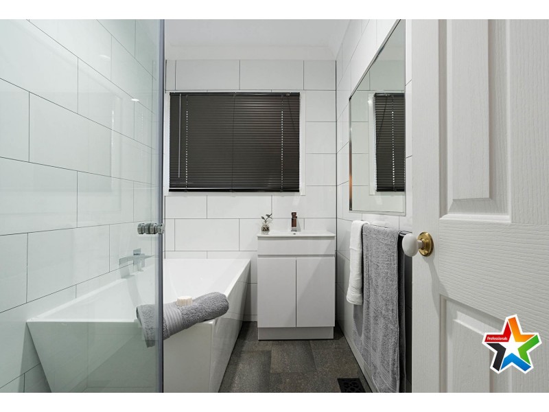 20 Gary Court, Croydon VIC 3136