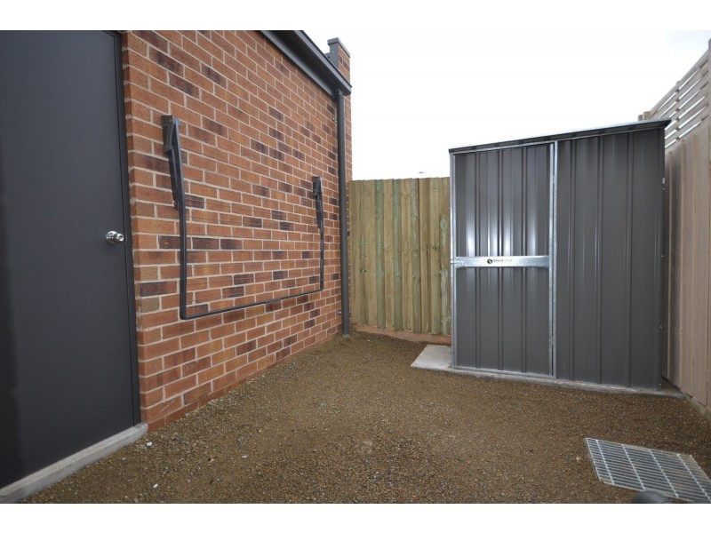 1 Wendels Close, Kilsyth VIC 3137