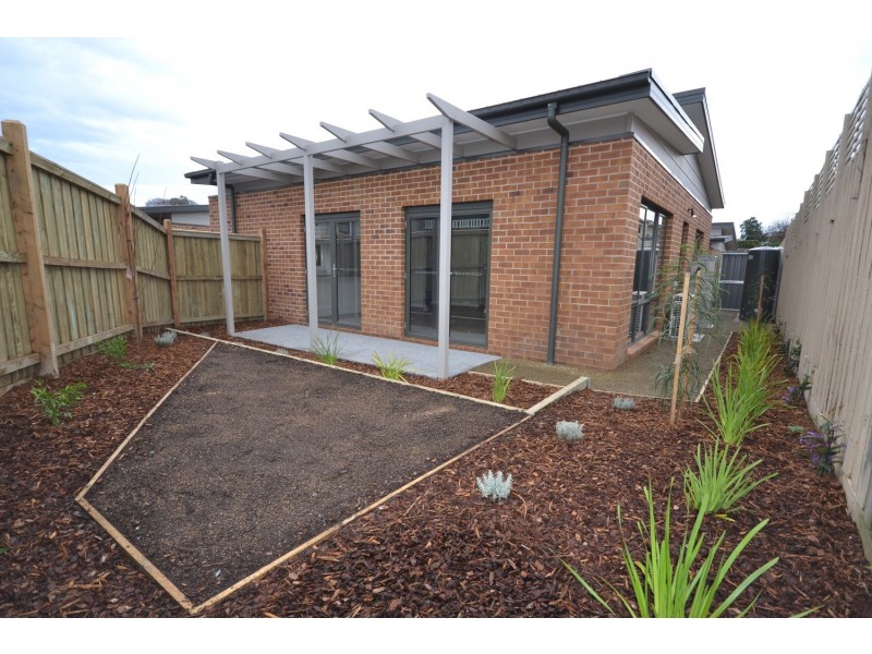 1 Wendels Close, Kilsyth VIC 3137