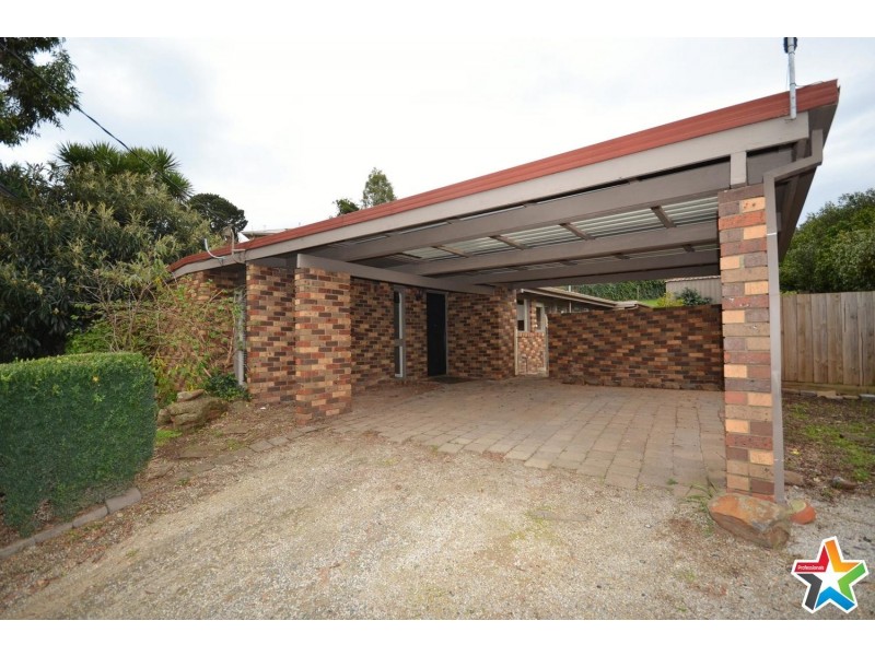 4 Old Mill Place, Chirnside Park VIC 3116