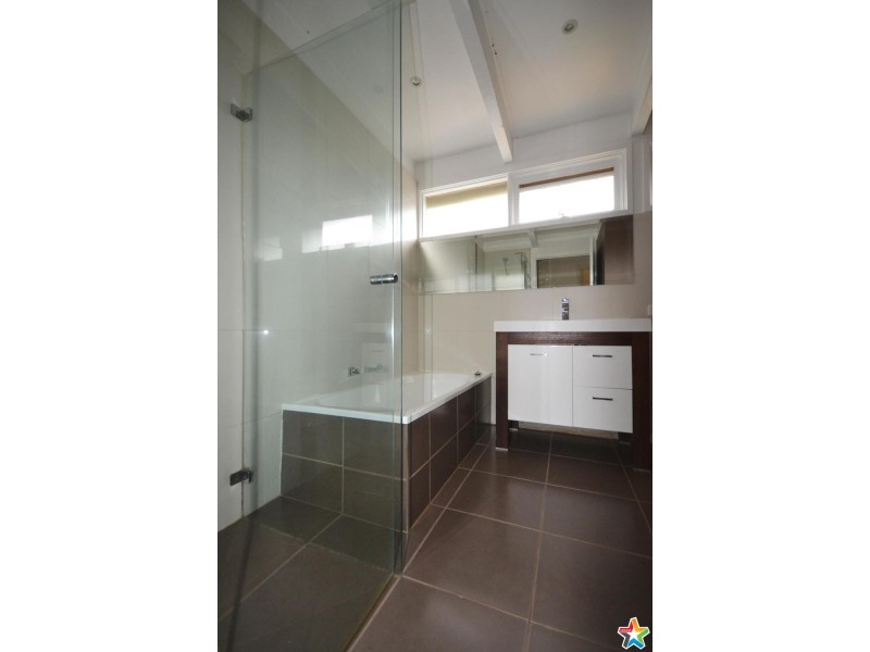 4 Old Mill Place, Chirnside Park VIC 3116