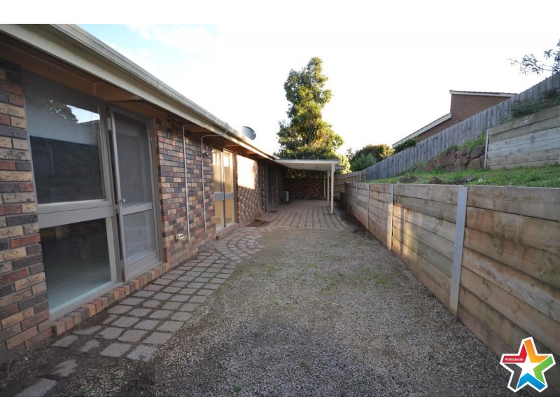 4 Old Mill Place, Chirnside Park VIC 3116