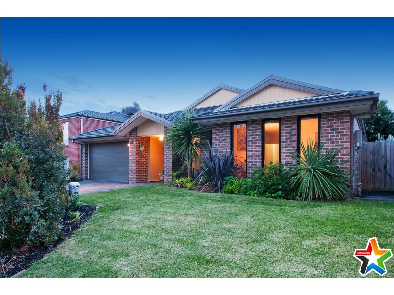 31 Larbert Road, Mooroolbark VIC 3138