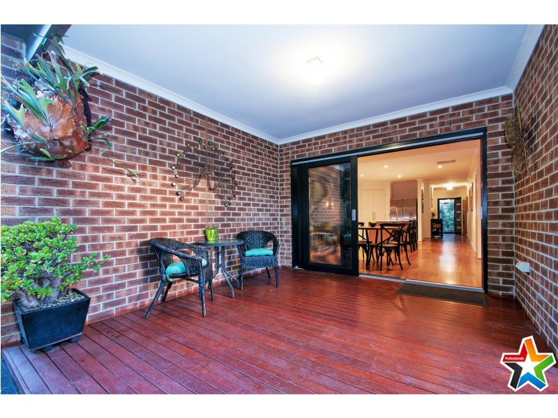 31 Larbert Road, Mooroolbark VIC 3138