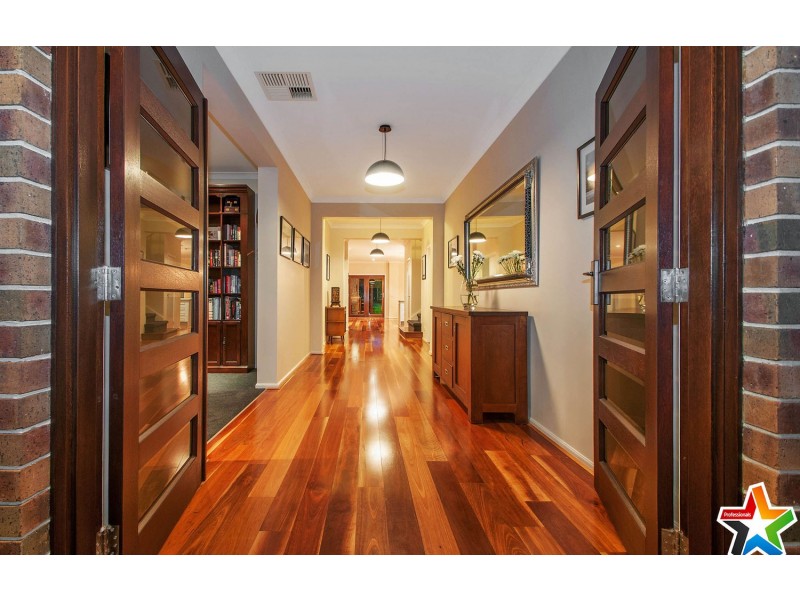 7 Grand View Grove, Lilydale VIC 3140