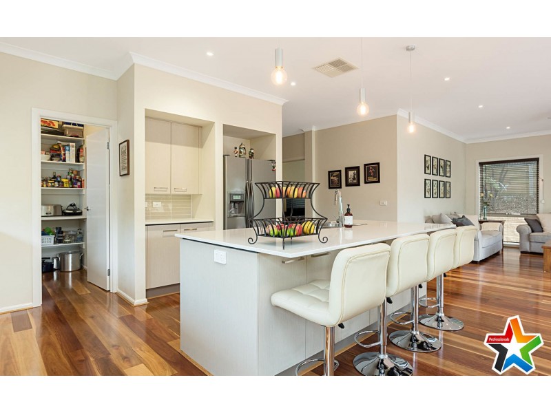 7 Grand View Grove, Lilydale VIC 3140