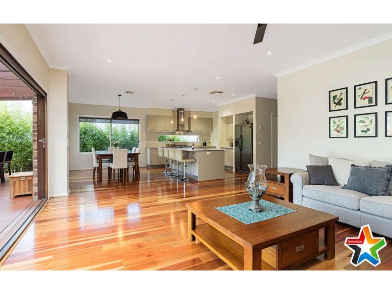 7 Grand View Grove, Lilydale VIC 3140