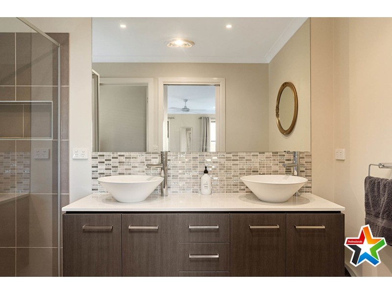 7 Grand View Grove, Lilydale VIC 3140