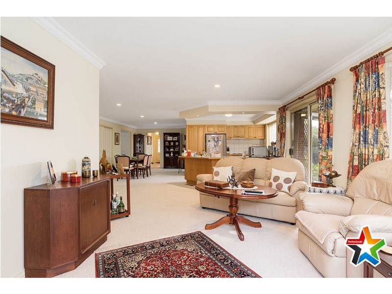 12 Clearwater Drive, Lilydale VIC 3140