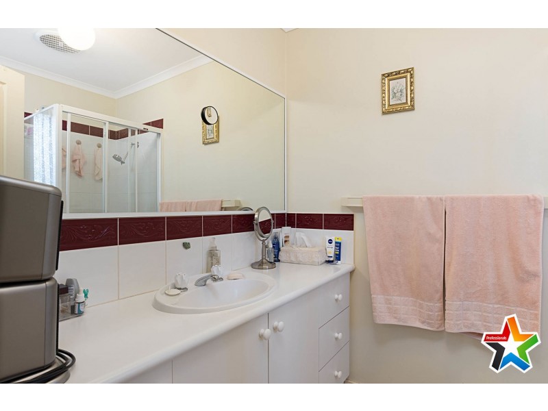 12 Clearwater Drive, Lilydale VIC 3140