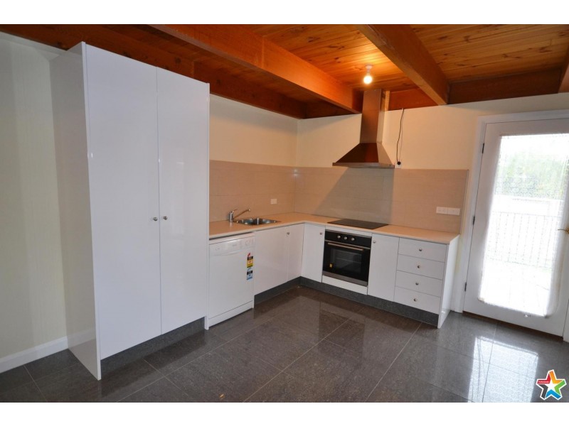 103a Alto Avenue, Croydon VIC 3136