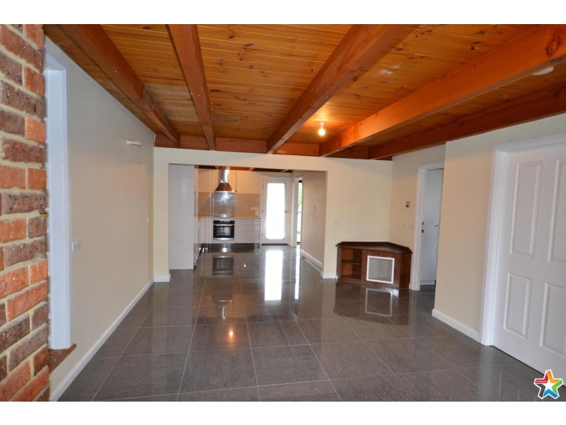 103a Alto Avenue, Croydon VIC 3136